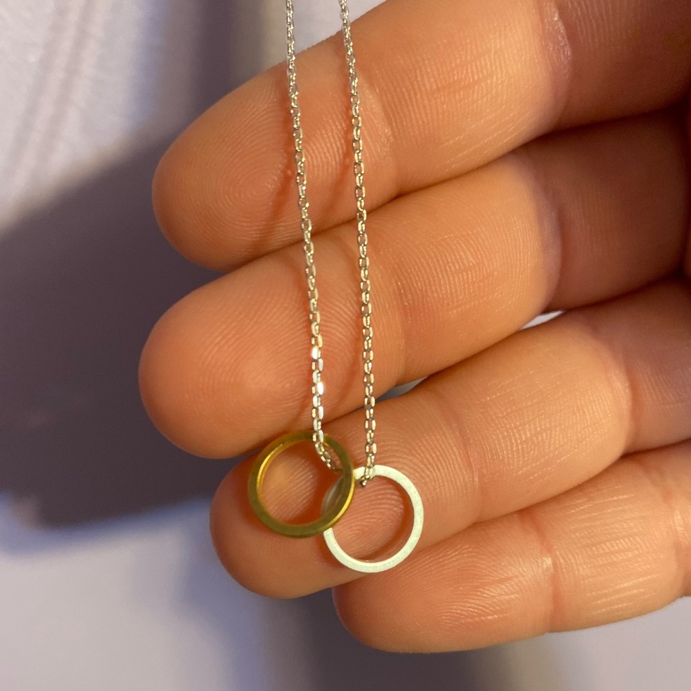 🔴 Gold and silver circle necklace